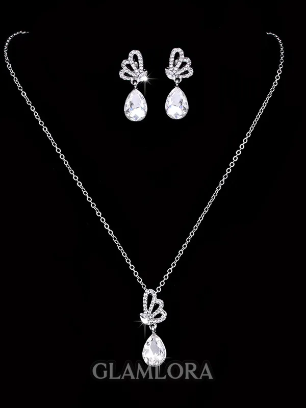 Graceful Alloy With Rhinestone Jewelry Sets For Women