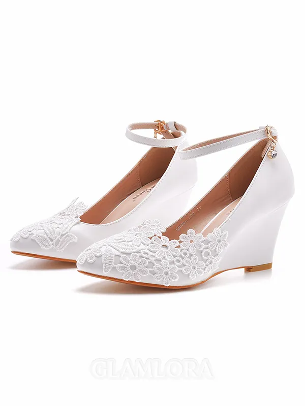 Women's PU With Lace Closed Toe Wedge Heel Wedding Shoes