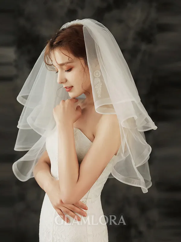 Brilliant Tulle Four-Tier Shoulder Veils