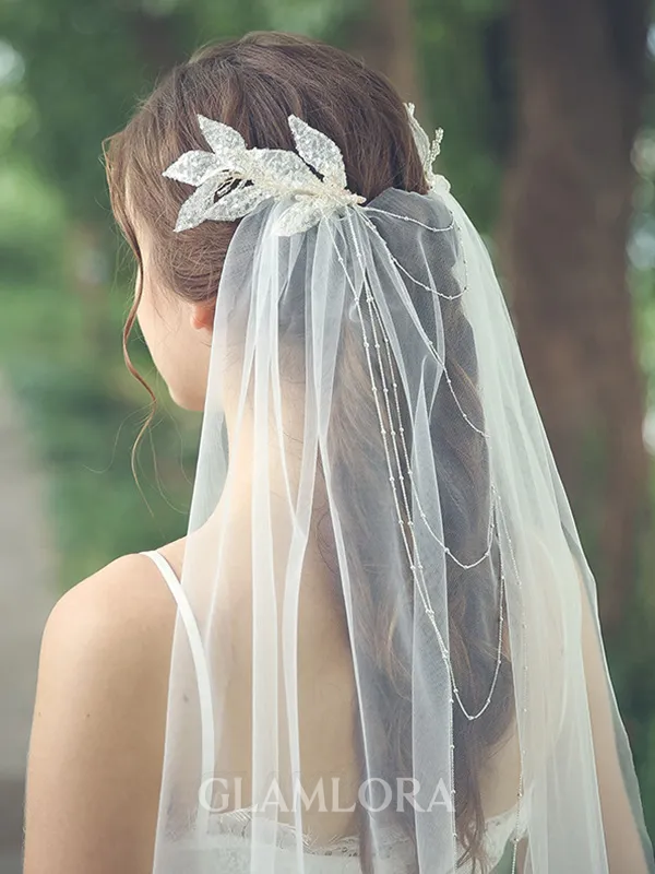 Fancy Tulle One-Tier Chapel Bridal Veils With Beading