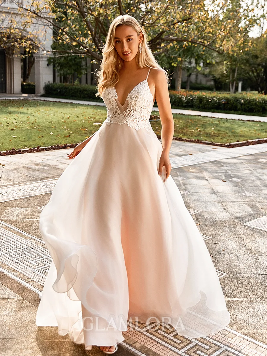 Graceful A-line V-Neck Appliques Lace Court Train Organza Wedding Dress