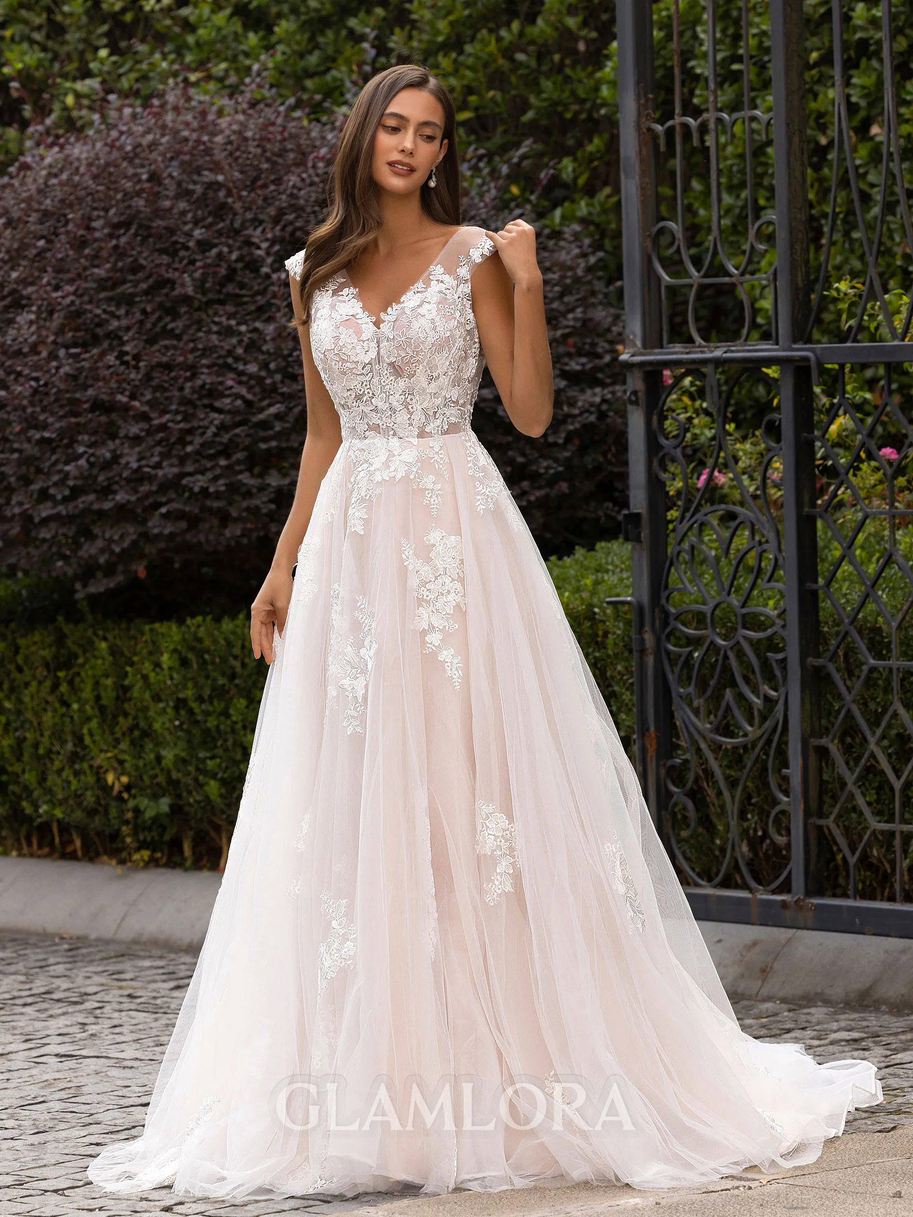 Statuesque A-Line/Princess Lace Applique V-Neck Sleeveless Sweep/Brush Train Wedding Dress