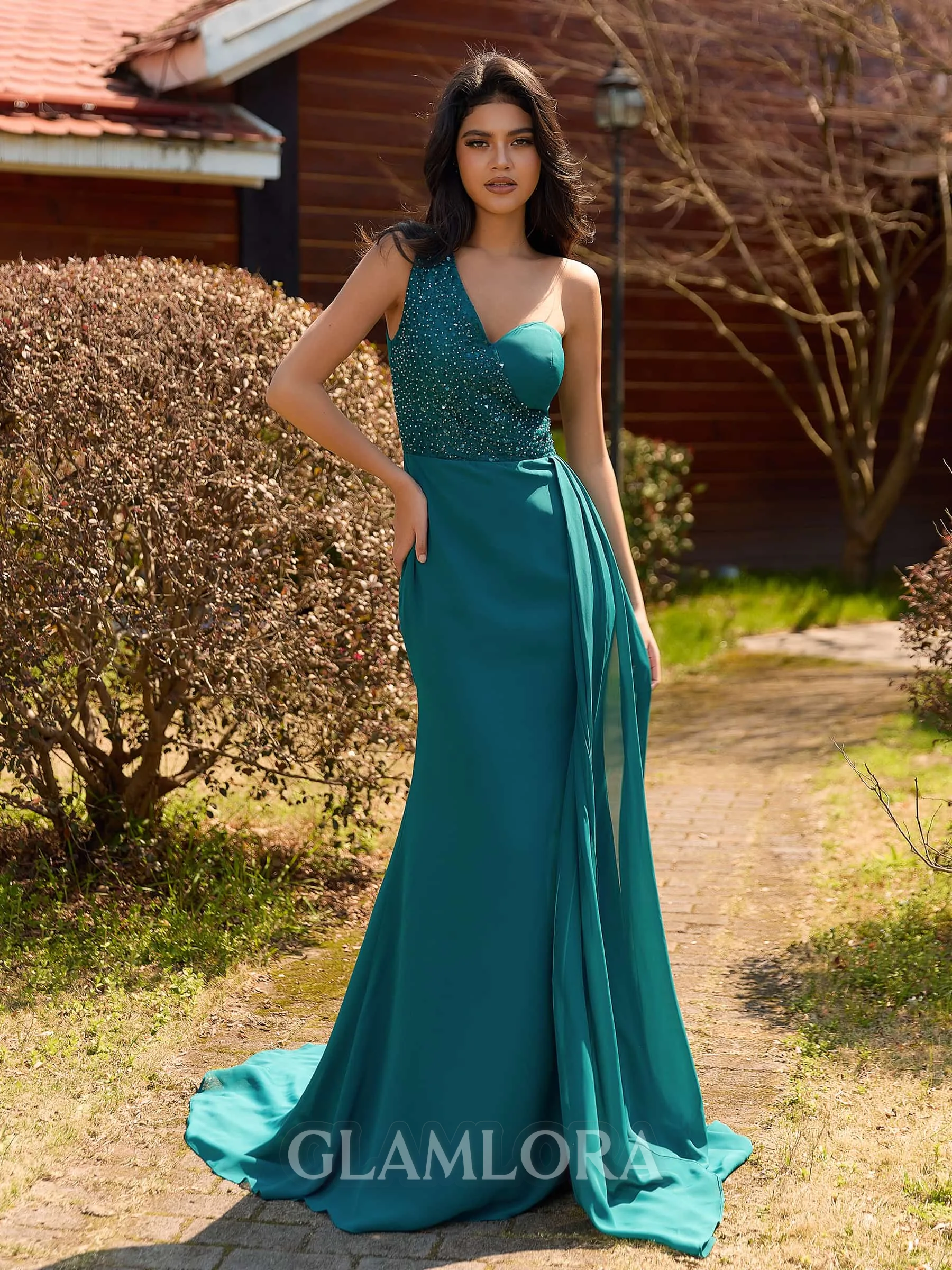 Delicate Sheath One-Shoulder Beading Court Train Chiffon Bridesmaid Dress