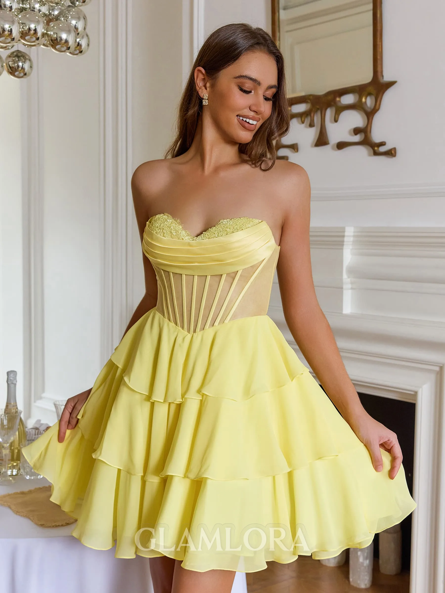 Elegant A-line Sweetheart Cascading Ruffles Short/Mini Chiffon Corset Homecoming Dress