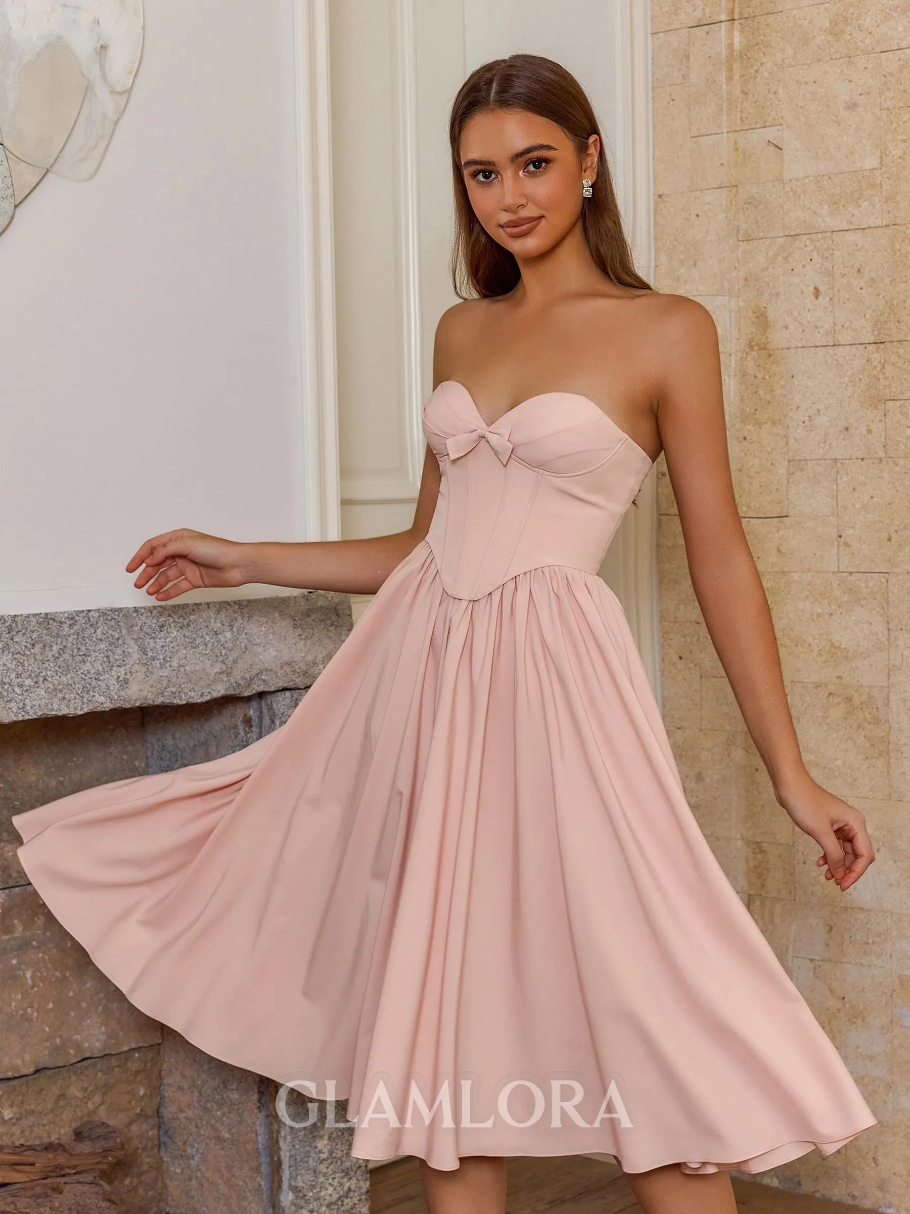 Stunning A-line Sweetheart Bow Tea-Length Corset Homecoming Dress