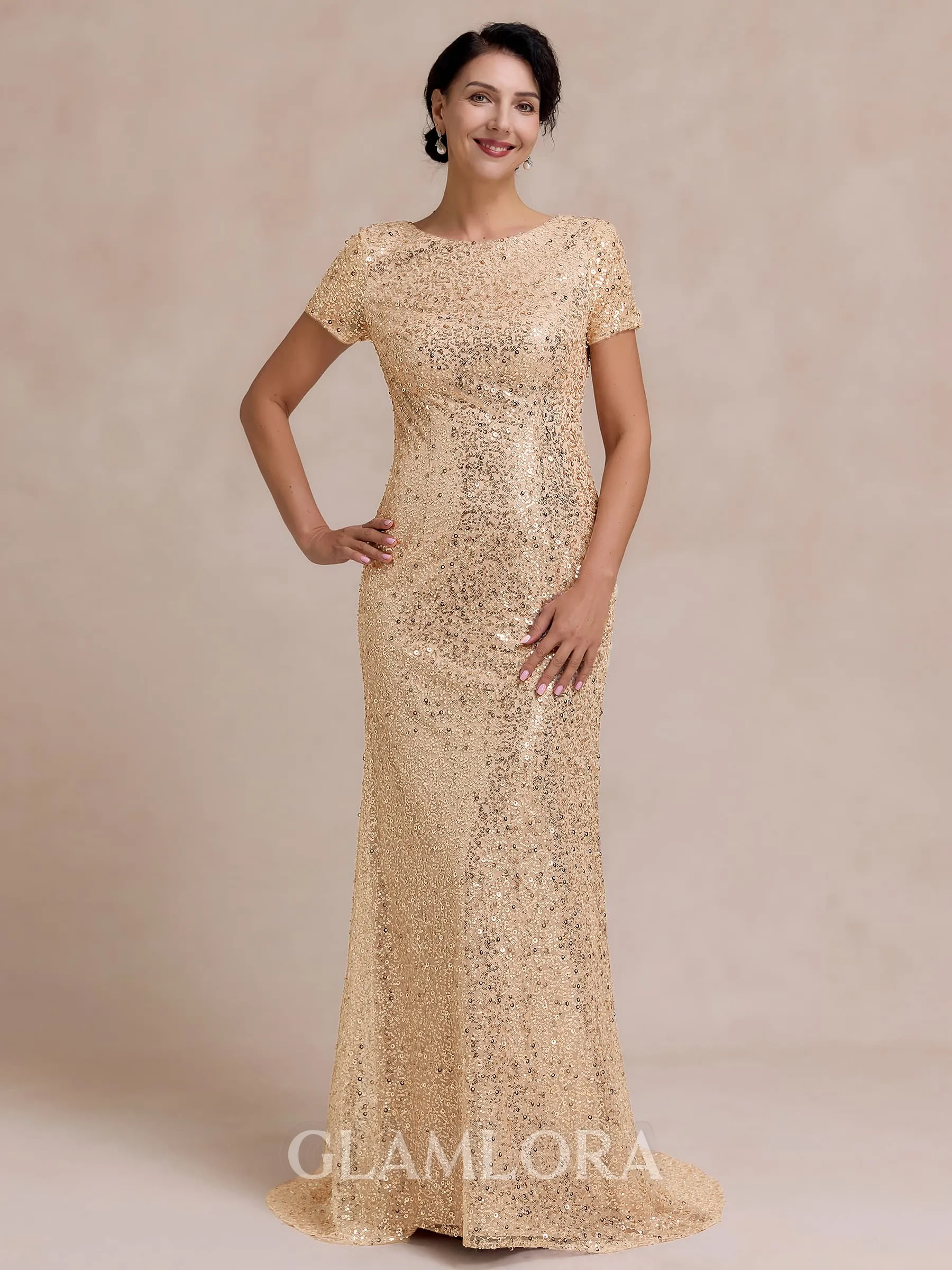 Endearing Sheath Scoop Short Sleeves Sweep Train Mother of the Bride Dress