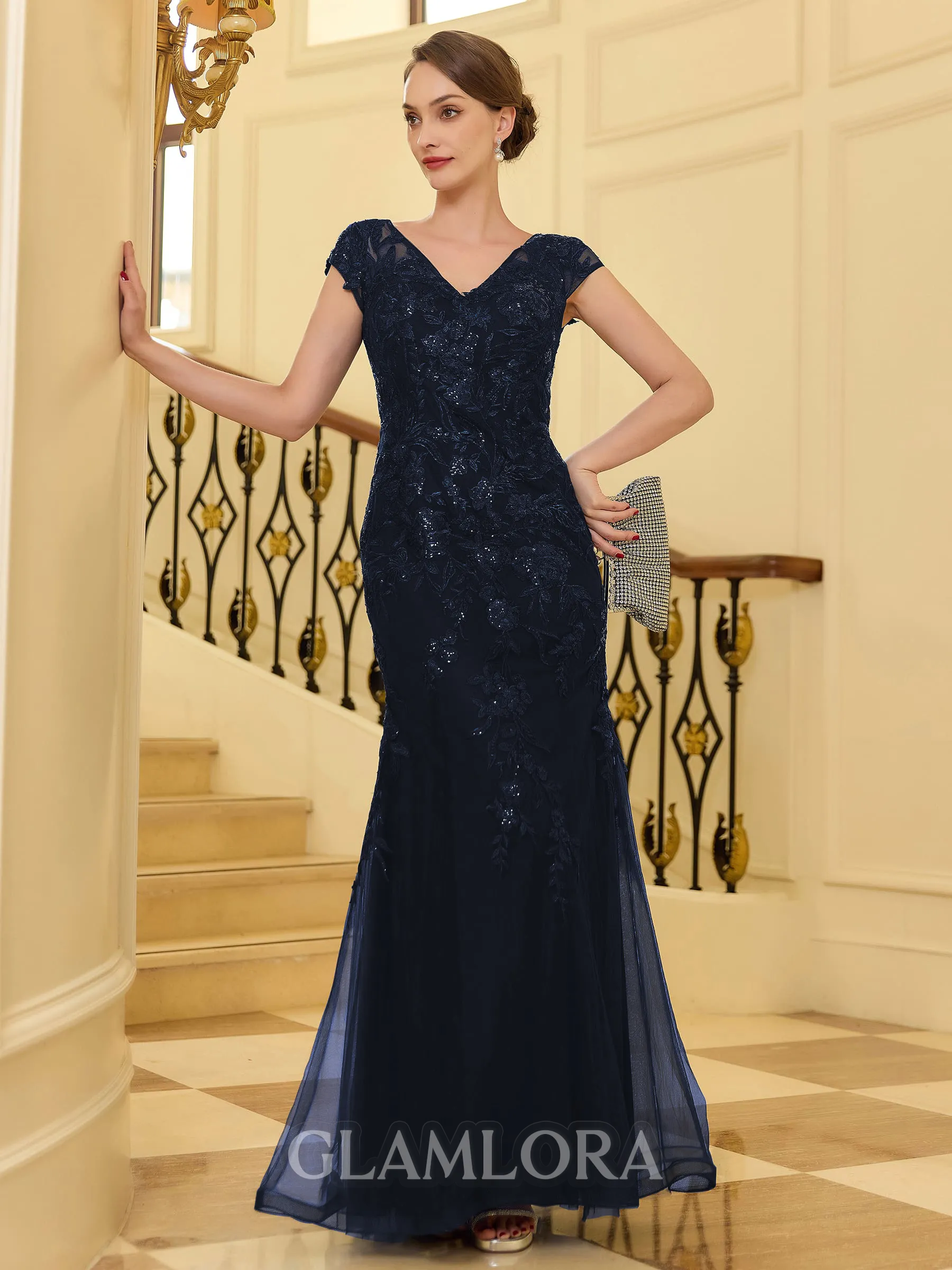 Splendiferous Sheath/Column Tulle Applique V-Neck Short Sleeves Floor-Length Mother of the Bride Dresses