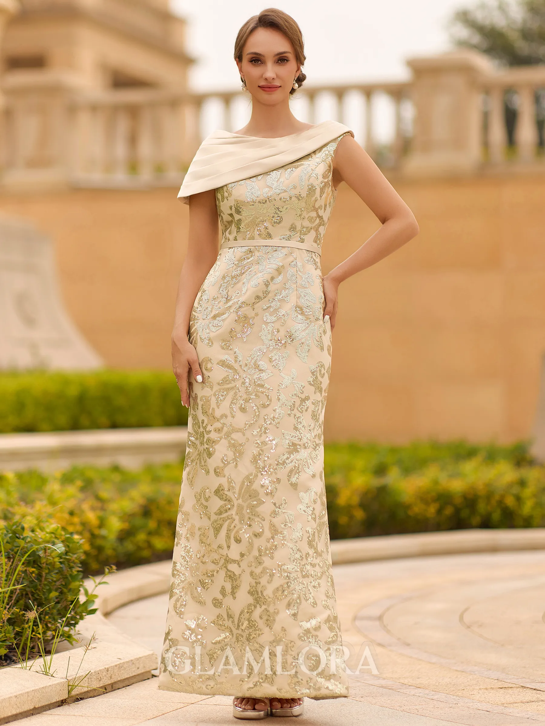 Immaculate Sheath Scoop Pleated Floor-Length Satin Mother of the Bride Dress