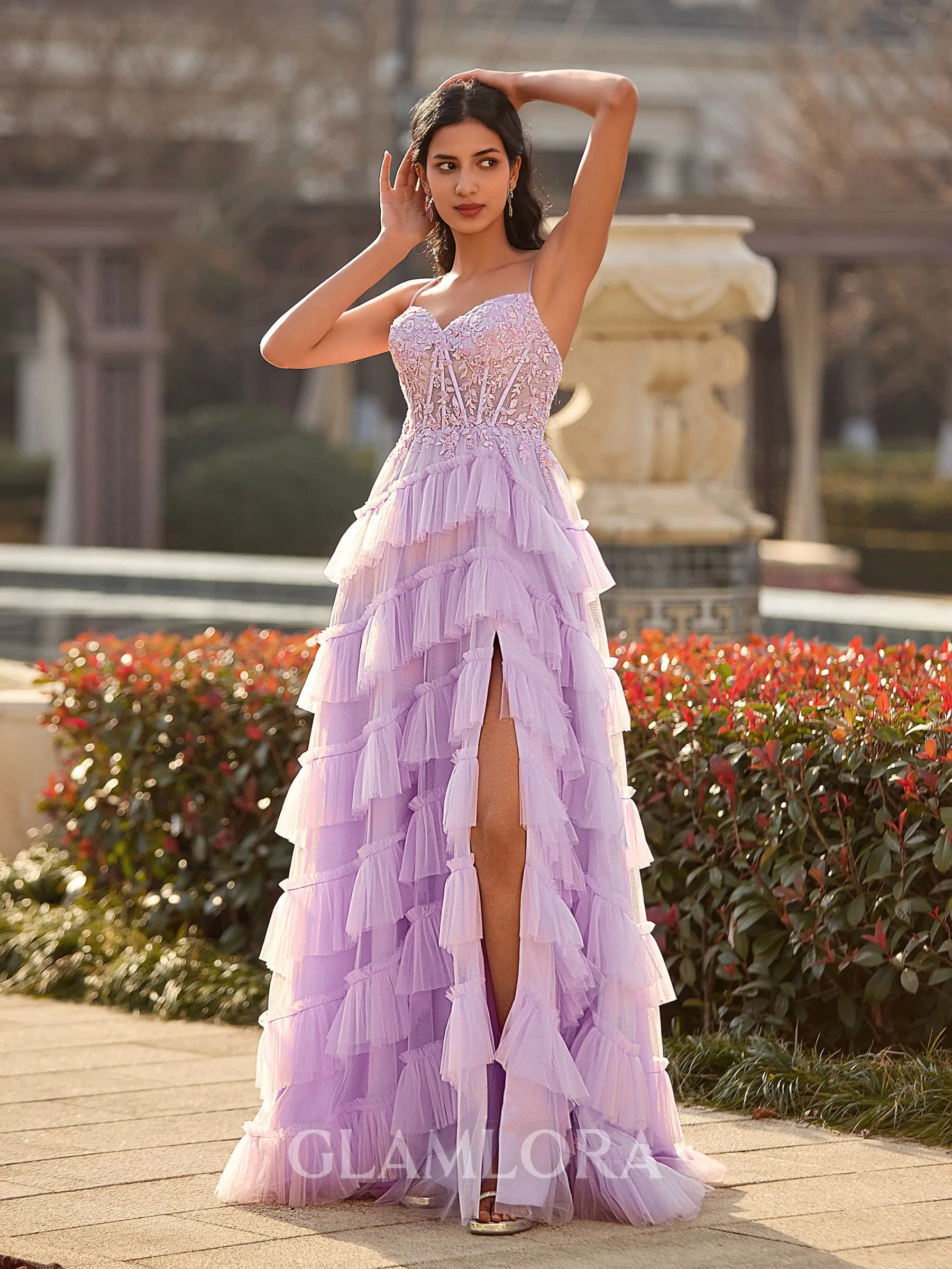 Enchanting A-line Spaghetti Straps Appliques Lace Sweep Train Tulle Corset Prom Dress