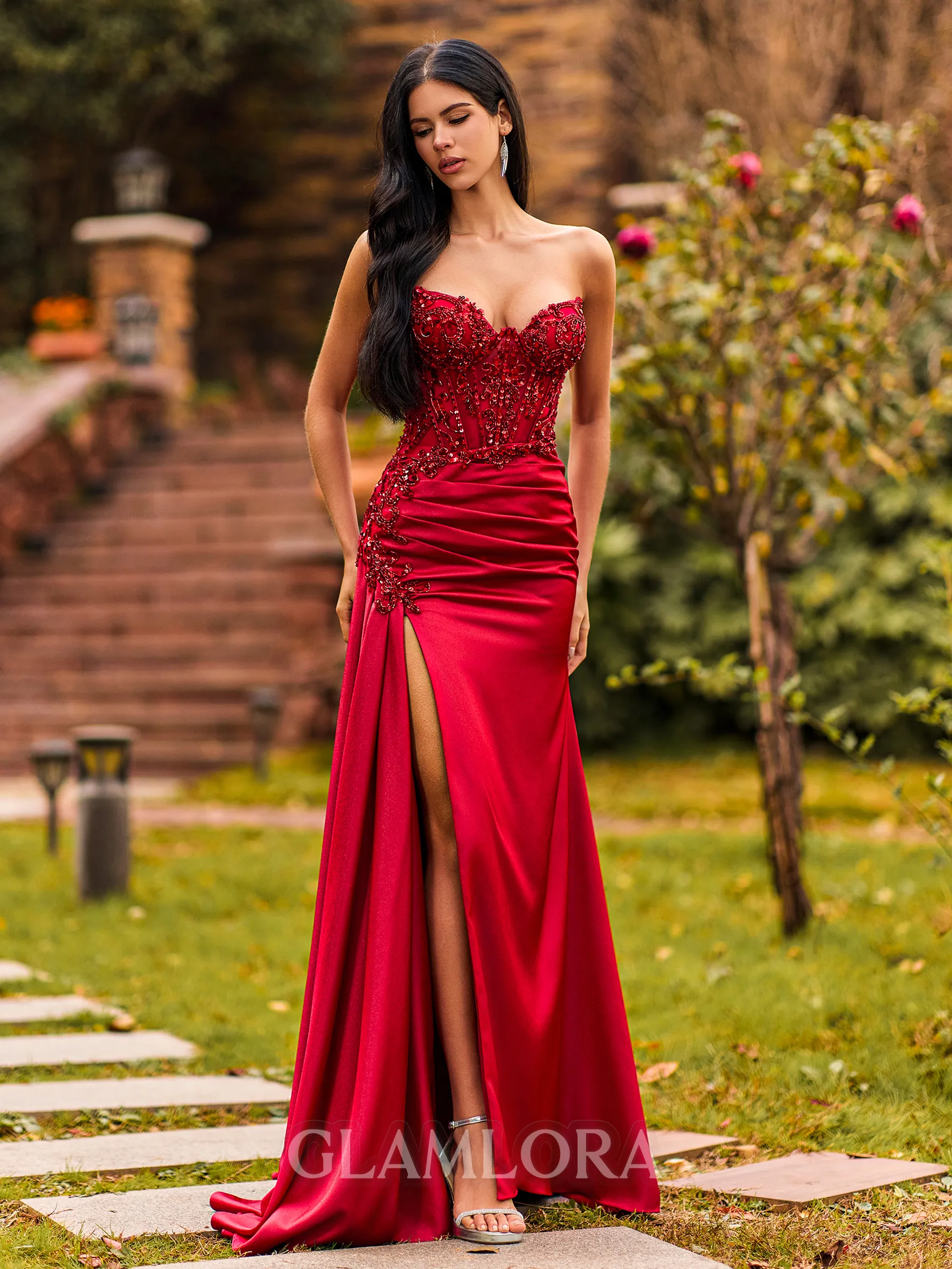 Flattering Sheath Sweetheart Appliques Lace Sweep Train Corset Prom Dress