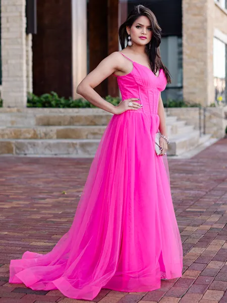 Elegant A-line V-neck Tulle...