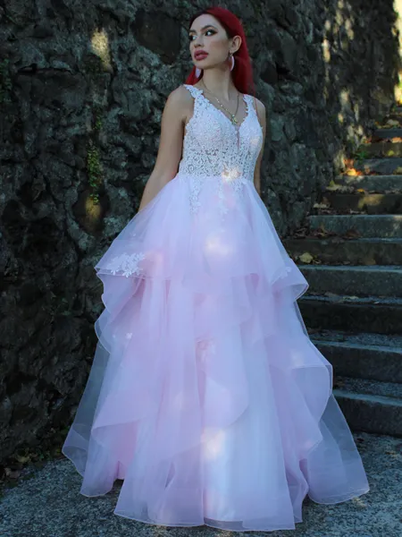 A-line Unique V-neck Tulle...