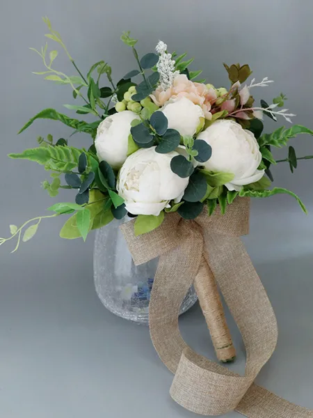 Charming Free-Form Silk...