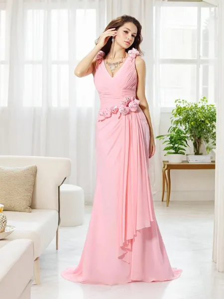 Trumpet/Mermaid V-Neck...