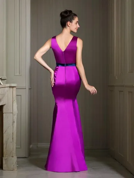 Trumpet/Mermaid V-Neck...