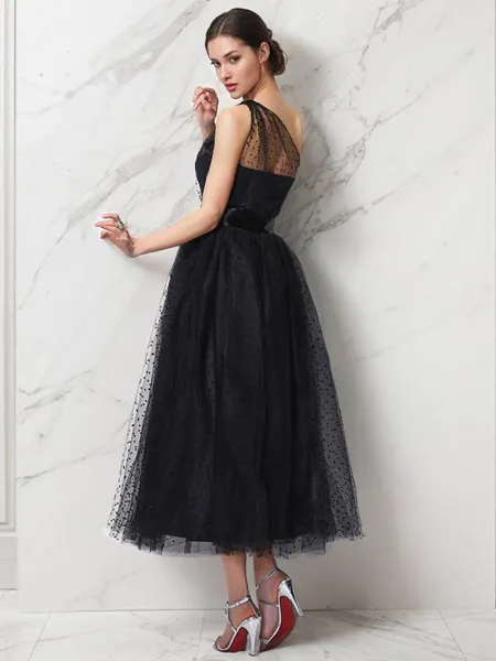 A-line One-Shoulder Subtle...