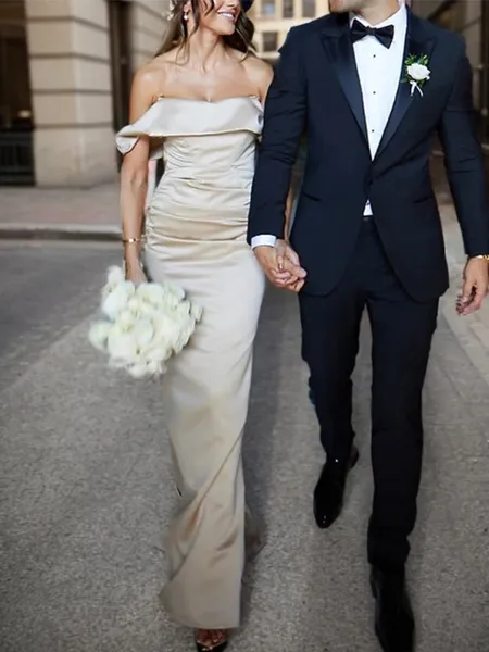 Sheath/Column Romantic...