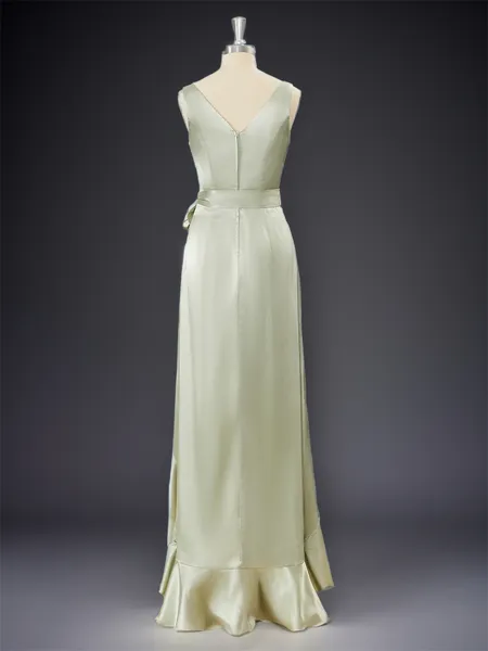 A-line Glam V-neck...