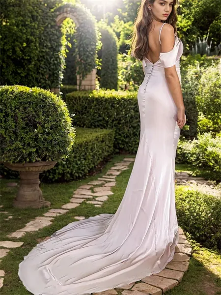 Sheath/Column Sexy Cold...