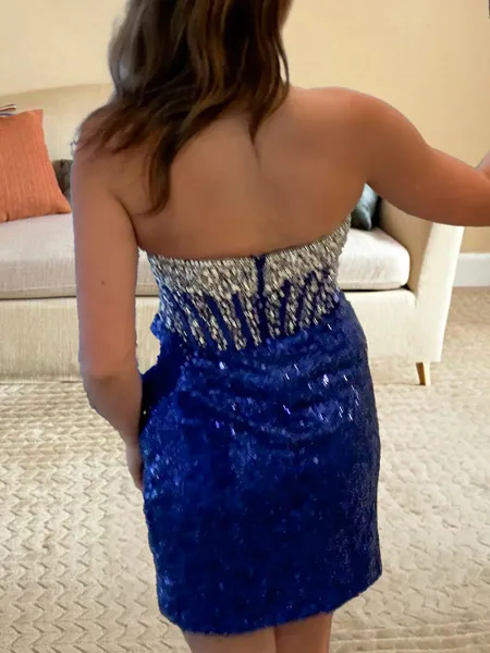 Gorgeous Sheath Straight...