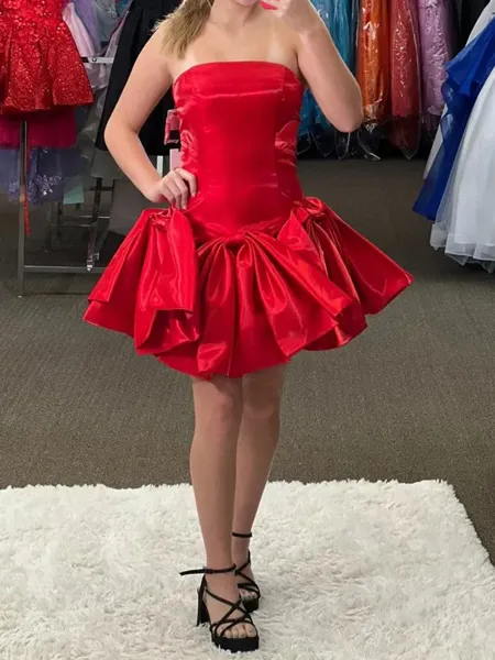 Luxurious A-line Straight...