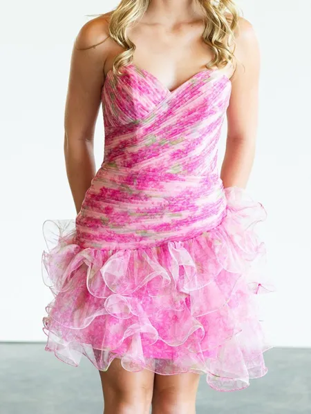 Unique Sheath Sweetheart...