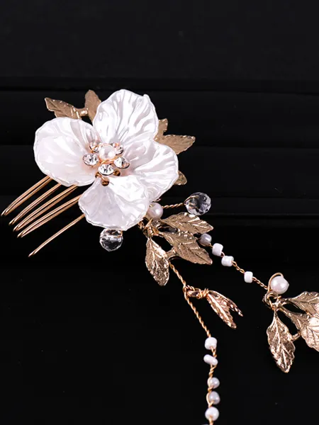 Stunning Czech Alloy...