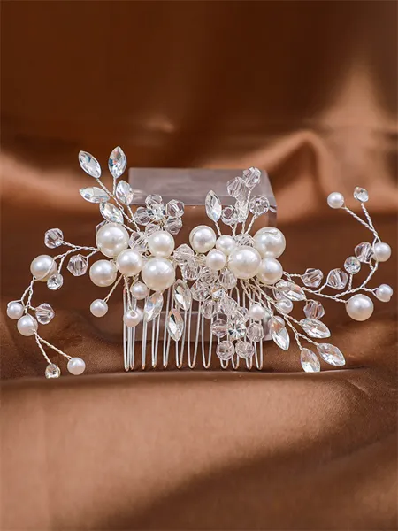 Simple Pearls With Rhinestone Headpieces