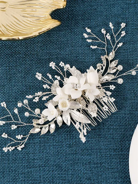 Elegant Alloy Flowers...