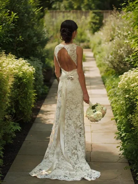 Sheath/Column V-Neck...