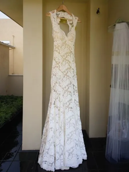 Sheath/Column V-Neck...