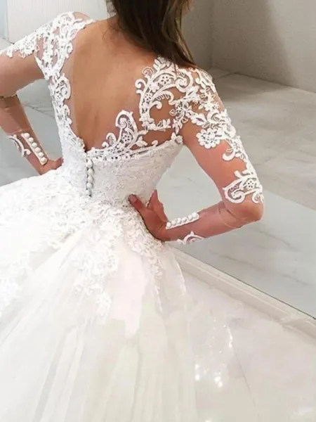 Flowy Ball-Gown Princess...