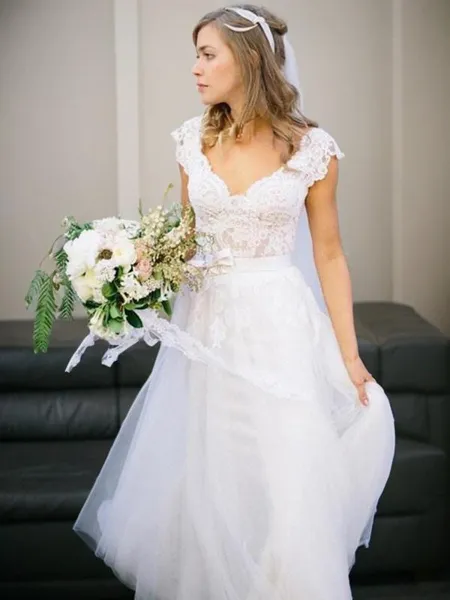 A-line Princess V-Neck Sleeveless Sweep Train Dreamy Tulle Wedding Dress With Lace