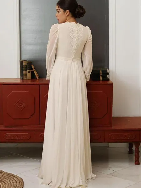 A-line Jewel Long Sleeves...