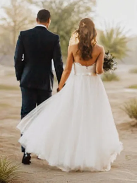 Delicate A-line Princess...