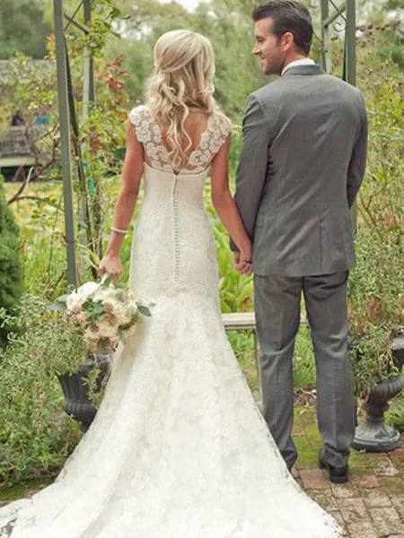 Trumpet/Mermaid V-Neck...