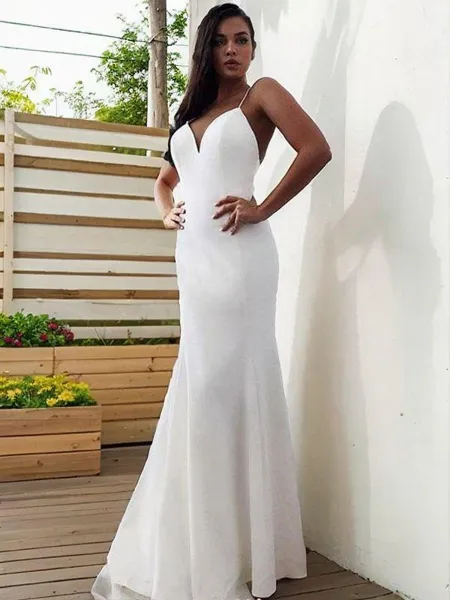 Sheath/Column V-Neck...