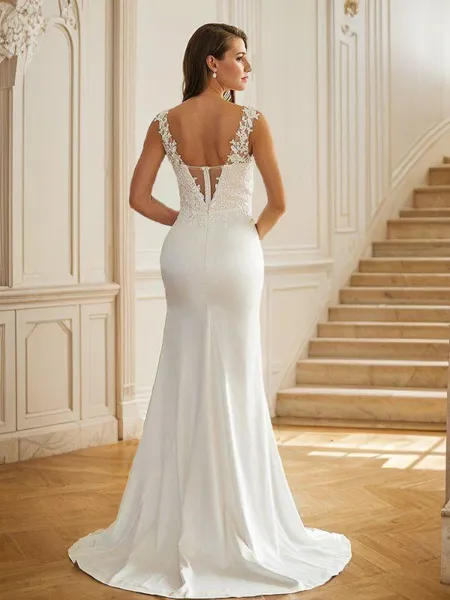 Sheath/Column V-Neck...