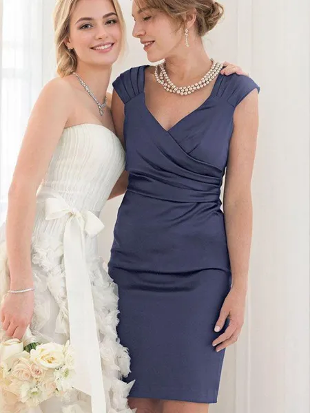 Sheath/Column V-Neck Short...