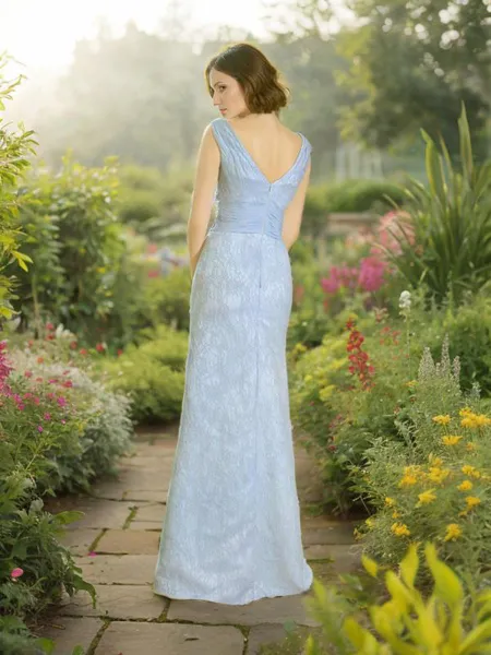 Sheath/Column V-Neck...