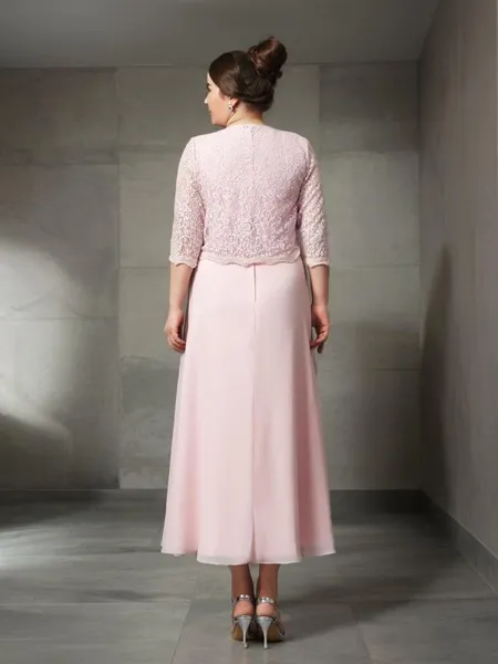 Impeccable A-line Jewel...