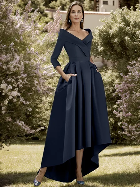 Immaculate A-line V-neck...