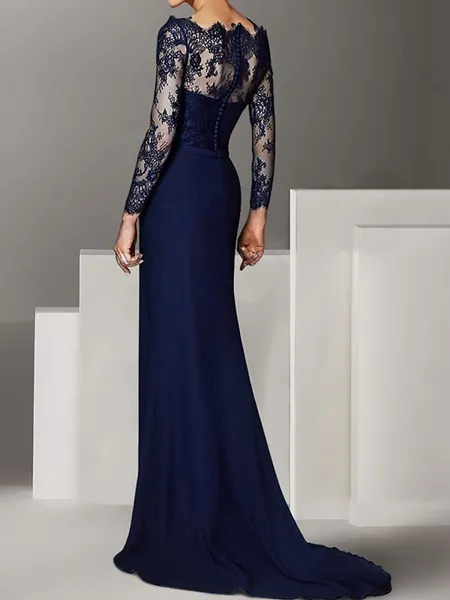 Pretty Sheath Bateau Long...