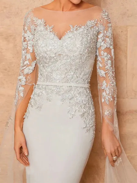 Flattering Sheath Scoop...