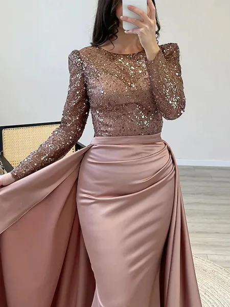 Opulent Sheath Scoop Long...