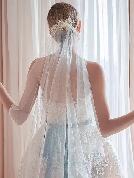 Elegant Tulle One-Tier Waltz Bridal Veils With Crystal/Imitation Pearl