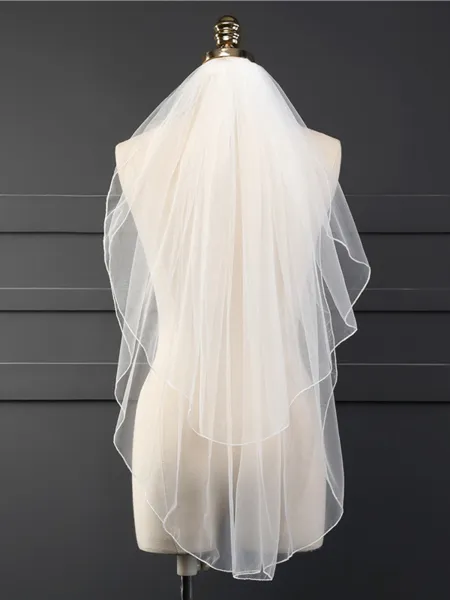 Pretty Tulle Wedding Veils