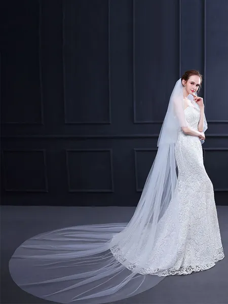 Elegant Tulle Wedding Veils