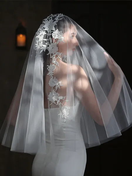 Brilliant Tulle One-Tier Elbow Bridal Veils