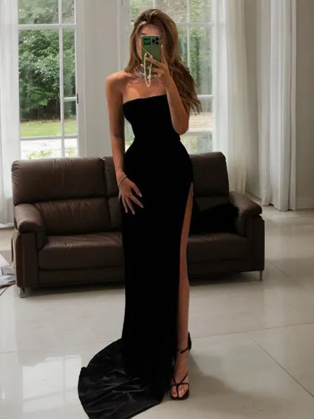 Dreamy Sheath/Column...